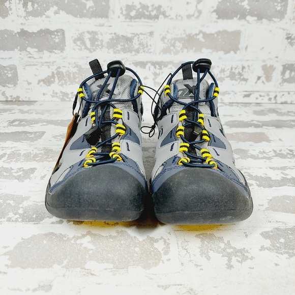 New ZeroXposur Wallowa River Grey Bungee Lace Up Sandals K552 - Picture 3 of 11